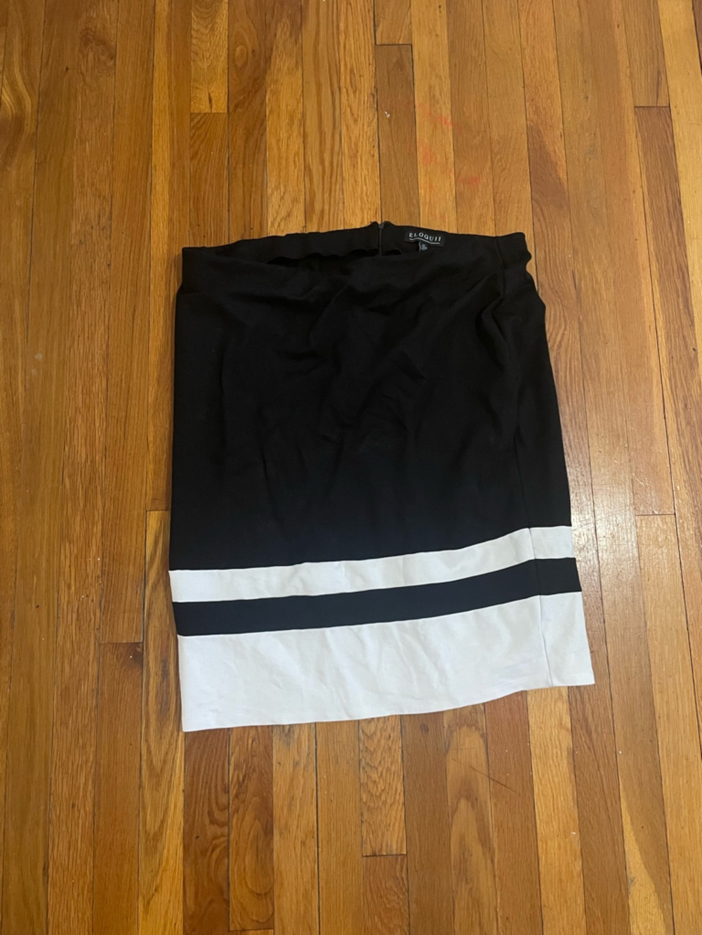 ELOQUII Black & White Colorblock Skirt Size 22 | Work Skirt